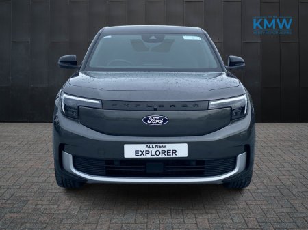 2026 Ford Explorer - photo 2