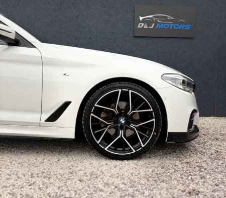 2017 BMW 5-Series - photo 6
