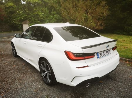 2021 BMW 3-Series - photo 9