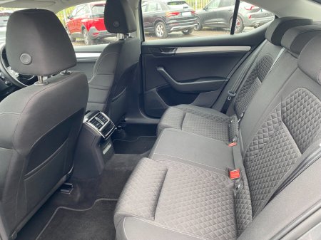 2022 Skoda Superb - photo 12