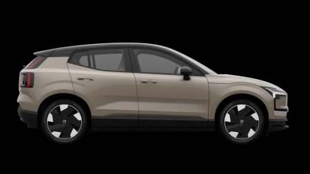 2027 Volvo EX30 - photo 2