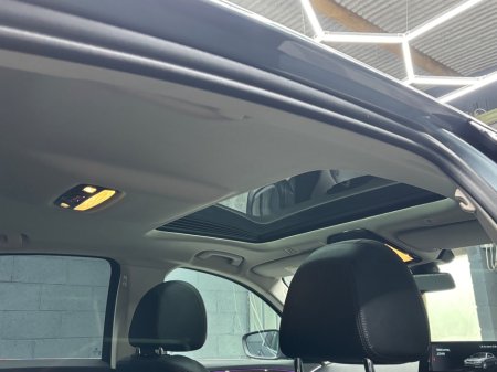 2018 BMW 5-Series - photo 9