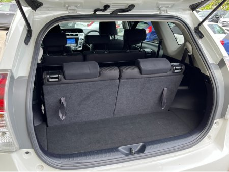 2015 Toyota Prius - photo 8