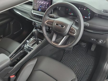 2026 Jeep Compass - photo 9