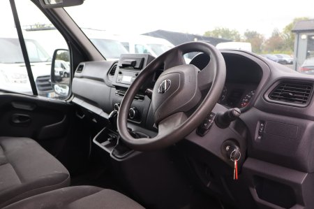 2021 Nissan NV400 - photo 5