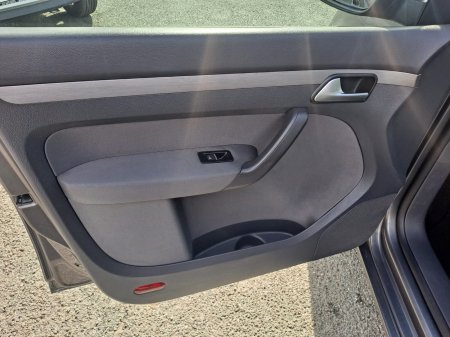 2012 Volkswagen Touran - photo 18