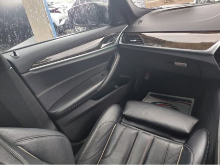 2017 BMW 5-Series - photo 11