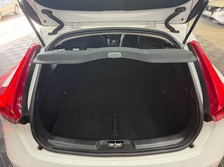 2015 Volvo V40 - photo 26
