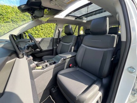 2026 Toyota RAV4 - photo 2