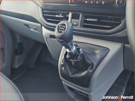 2026 Ford Transit Custom - photo 16