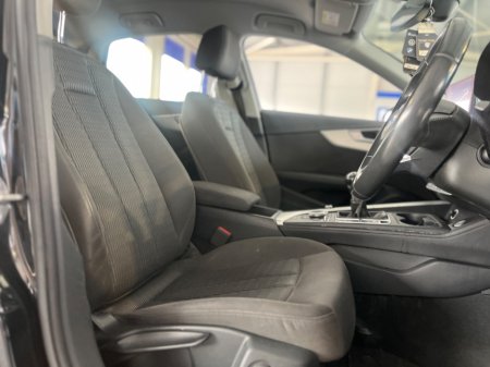 2017 Audi A4 - photo 13
