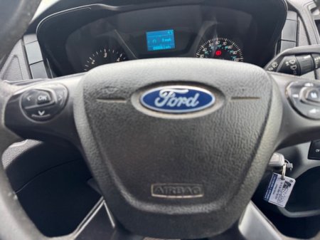 2018 Ford Transit - photo 13