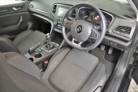 2020 Renault Megane - photo 13