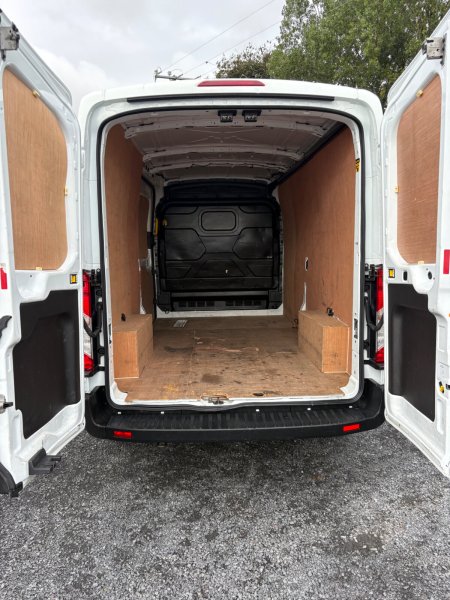 2022 Ford Transit - photo 11
