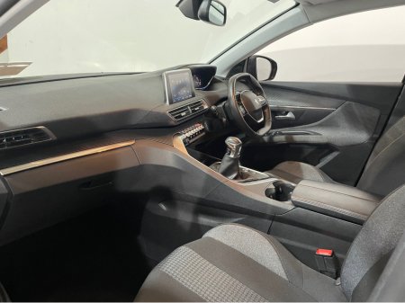 2022 Peugeot 5008 - photo 15