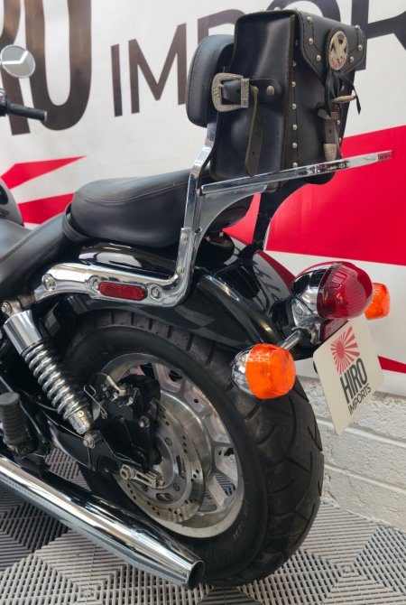 2010 Triumph Bonneville - photo 40