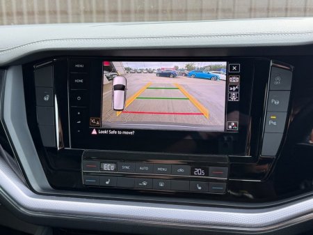 2019 Volkswagen Touareg - photo 14