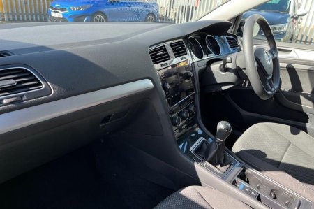 2020 Volkswagen Golf - photo 18
