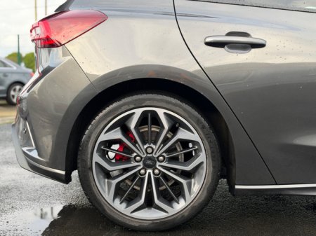 2022 Ford Focus - photo 7