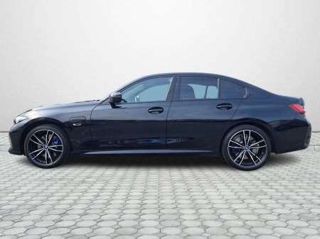2024 BMW 3-Series - photo 5