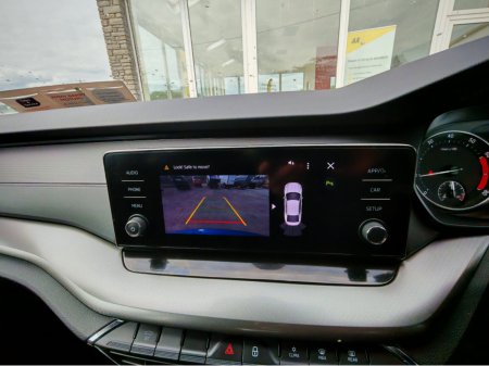 2021 Skoda Octavia - photo 2