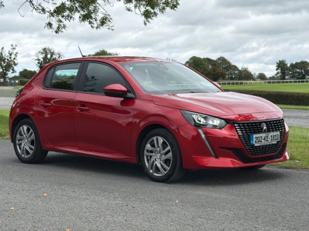 2020 Peugeot 208 - photo 2