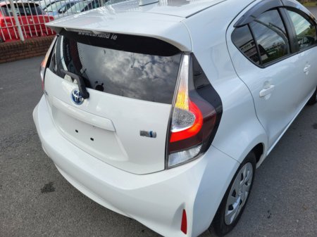 2020 Toyota Aqua - photo 12