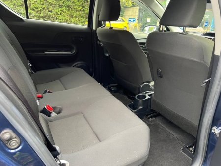 2018 Toyota Aqua - photo 8