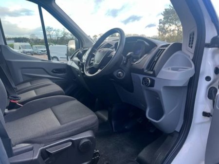 2018 Ford Transit - photo 10