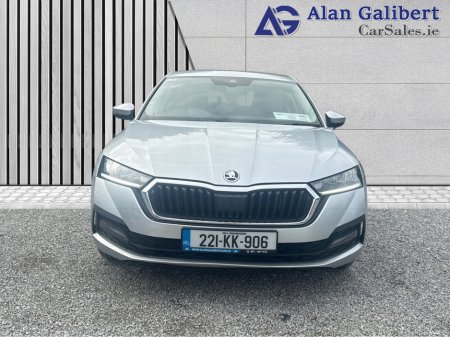 2022 Skoda Octavia - photo 4