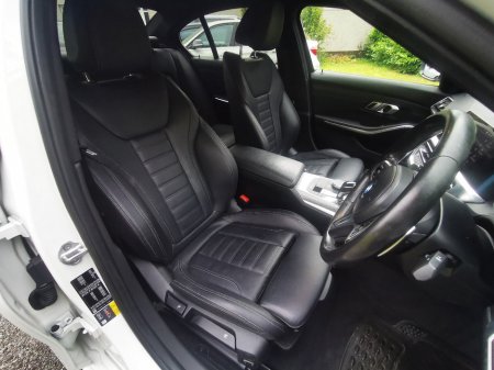 2021 BMW 3-Series - photo 18