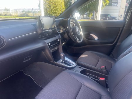 2023 Toyota Yaris Cross - photo 2
