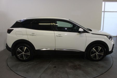 2017 Peugeot 3008 - photo 2