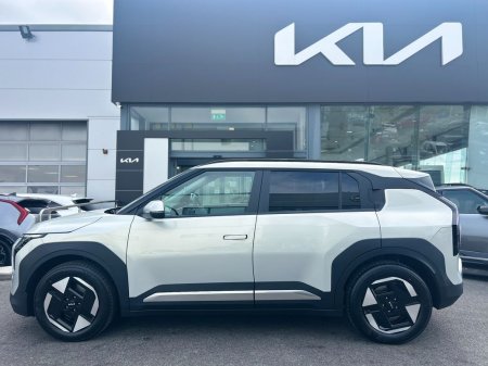 2026 Kia EV3 - photo 2
