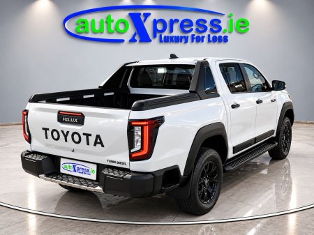 2026 Toyota Hilux - photo 3