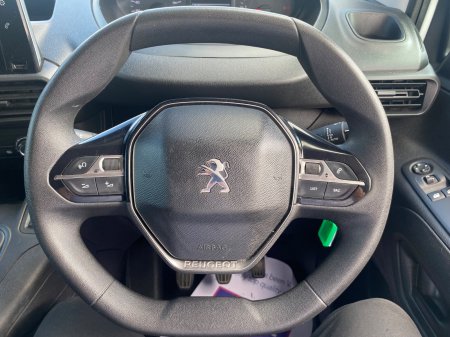 2021 Peugeot Partner - photo 13