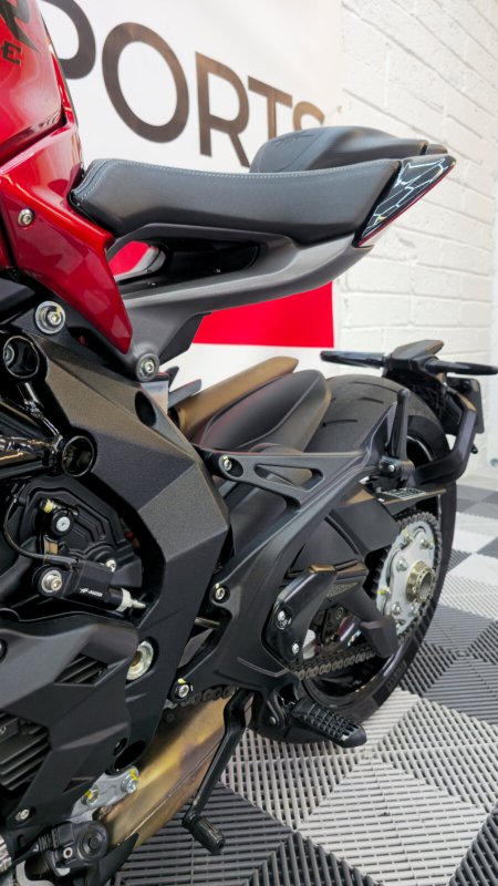 2024 MV AGUSTA Brutale - photo 52