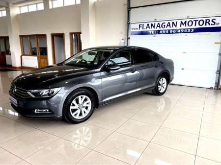 2016 Volkswagen Passat - photo 2
