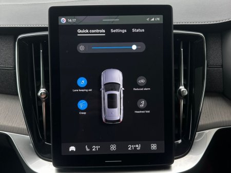 2025 Volvo XC90 - photo 25