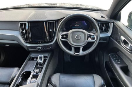 2025 Volvo XC60 - photo 11