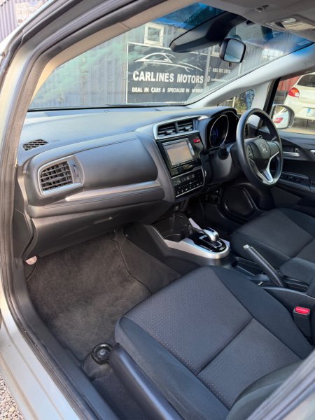 2015 Honda Fit - photo 9
