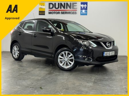 2014 Nissan Qashqai **TOUCHSCREEN RADIO **2 KEYS **DUAL DIGITAL CLIMATE CONTROL **REVERSING CAMERA **AMBIANT INTERIOR LI