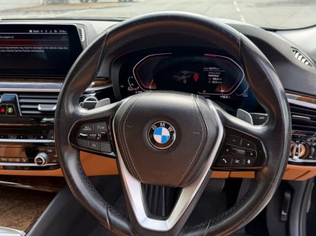 2020 BMW 5-Series - photo 5