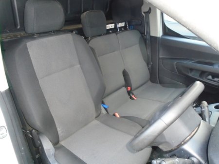 2021 Peugeot Partner - photo 4