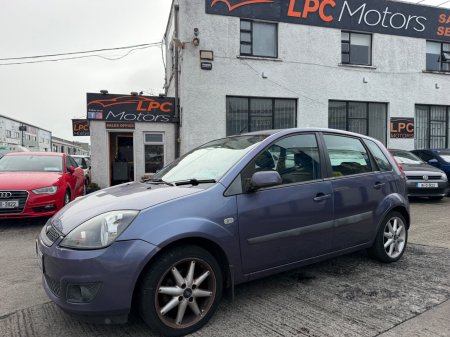 2007 Ford Fiesta - photo 2