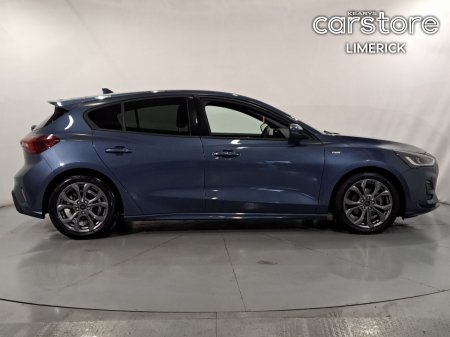 2024 Ford Focus - photo 2