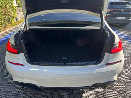 2021 BMW 3-Series - photo 14