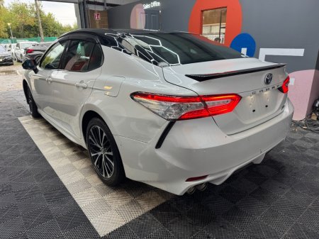 2019 Toyota Camry - photo 5