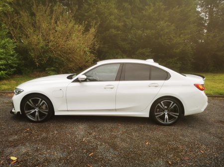2021 BMW 3-Series - photo 8