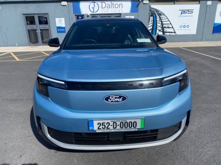 2025 Ford Explorer - photo 2